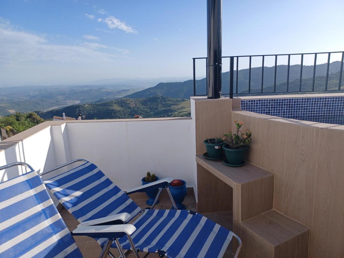 高辛Casa Almoraima别墅 外观 照片