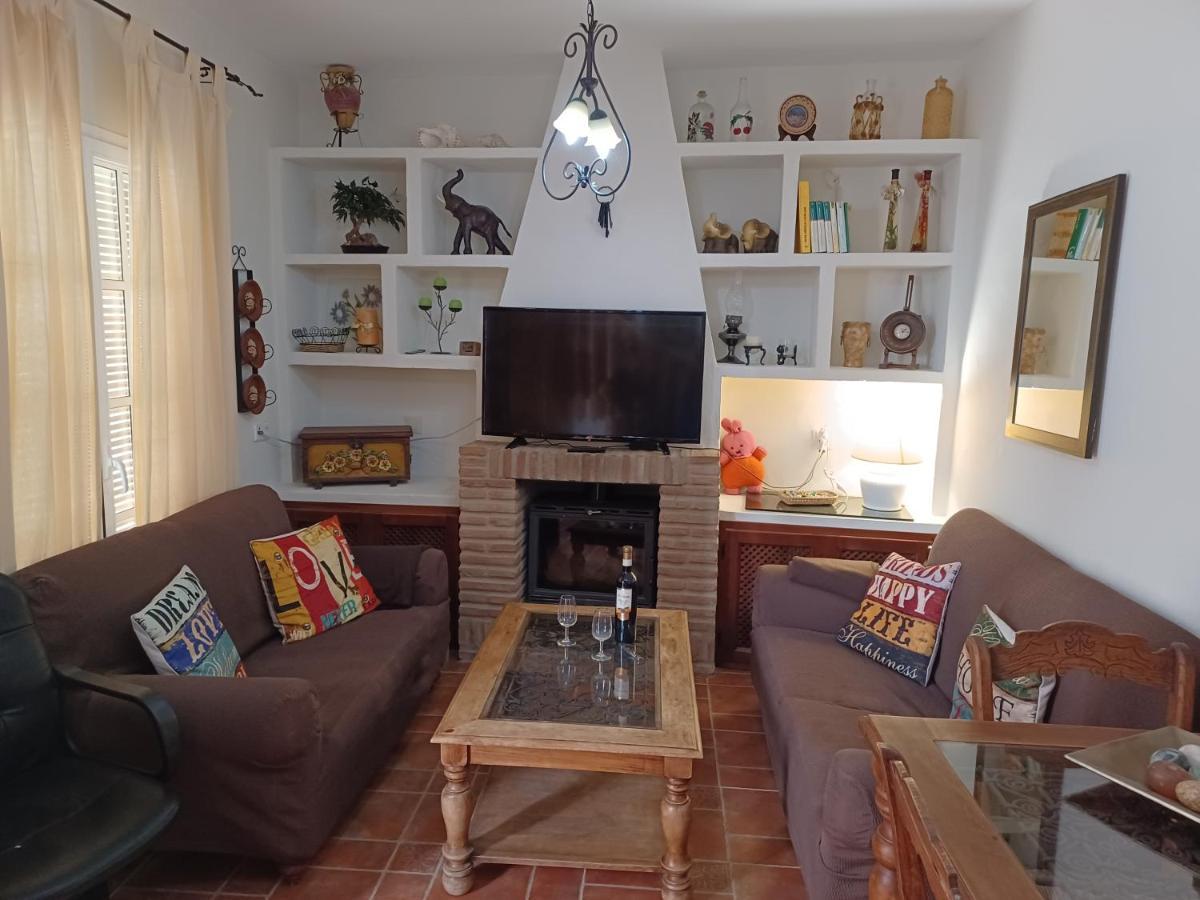 高辛Casa Almoraima别墅 外观 照片